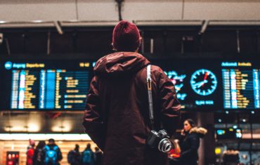 À quelle heure devez-vous arriver à l’aéroport?